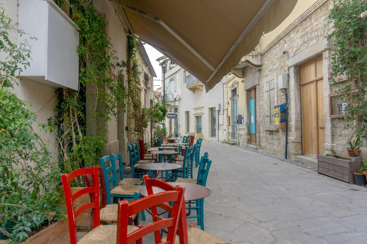 105 Kings Palace - Fabulous 2 Bed, 2 Bath, Large Patio With Garden - Sea Views Pafos Exterior foto