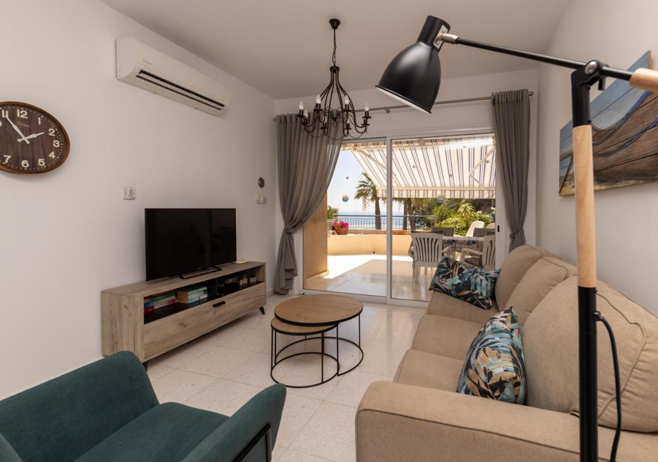 105 Kings Palace - Fabulous 2 Bed, 2 Bath, Large Patio With Garden - Sea Views Pafos Exterior foto