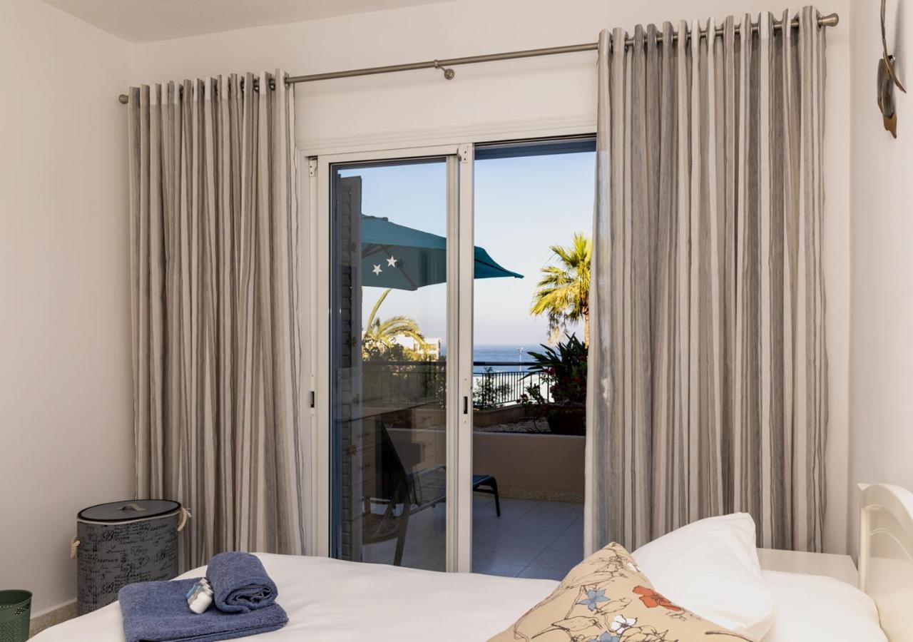 105 Kings Palace - Fabulous 2 Bed, 2 Bath, Large Patio With Garden - Sea Views Pafos Exterior foto