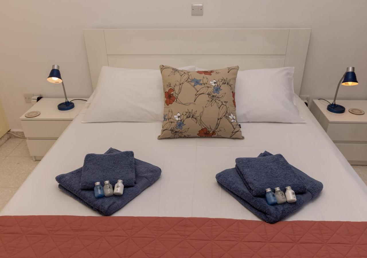 105 Kings Palace - Fabulous 2 Bed, 2 Bath, Large Patio With Garden - Sea Views Pafos Exterior foto