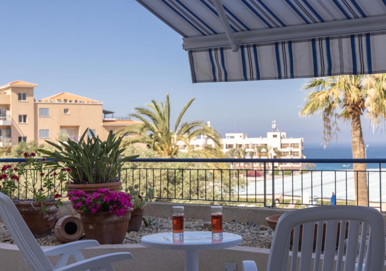 105 Kings Palace - Fabulous 2 Bed, 2 Bath, Large Patio With Garden - Sea Views Pafos Exterior foto