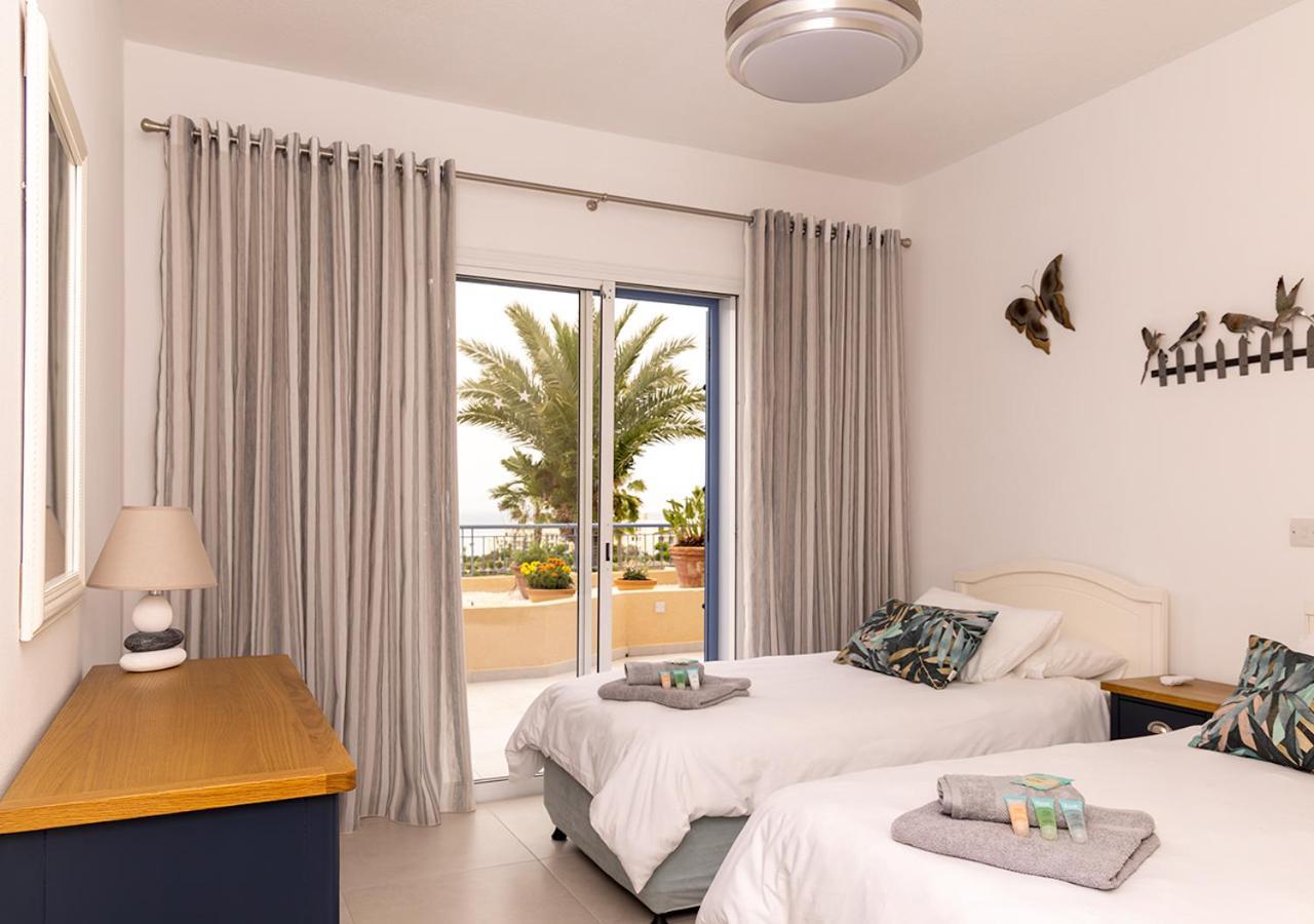 105 Kings Palace - Fabulous 2 Bed, 2 Bath, Large Patio With Garden - Sea Views Pafos Exterior foto