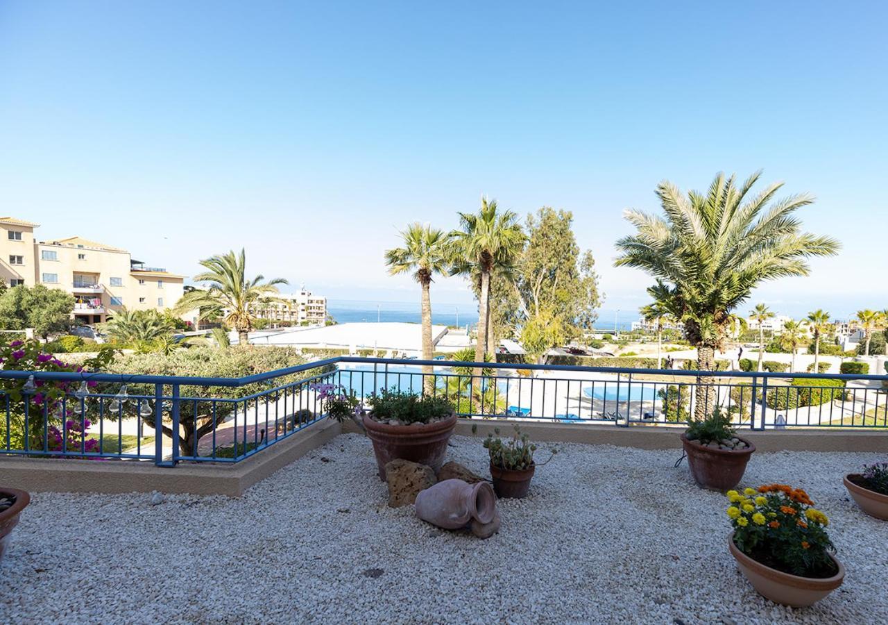 105 Kings Palace - Fabulous 2 Bed, 2 Bath, Large Patio With Garden - Sea Views Pafos Exterior foto