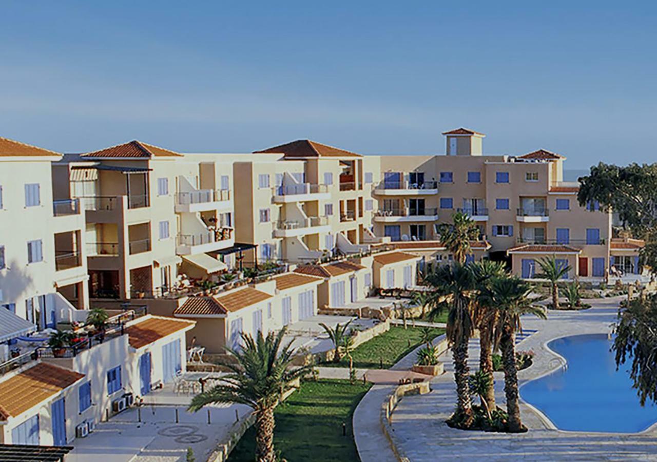 105 Kings Palace - Fabulous 2 Bed, 2 Bath, Large Patio With Garden - Sea Views Pafos Exterior foto