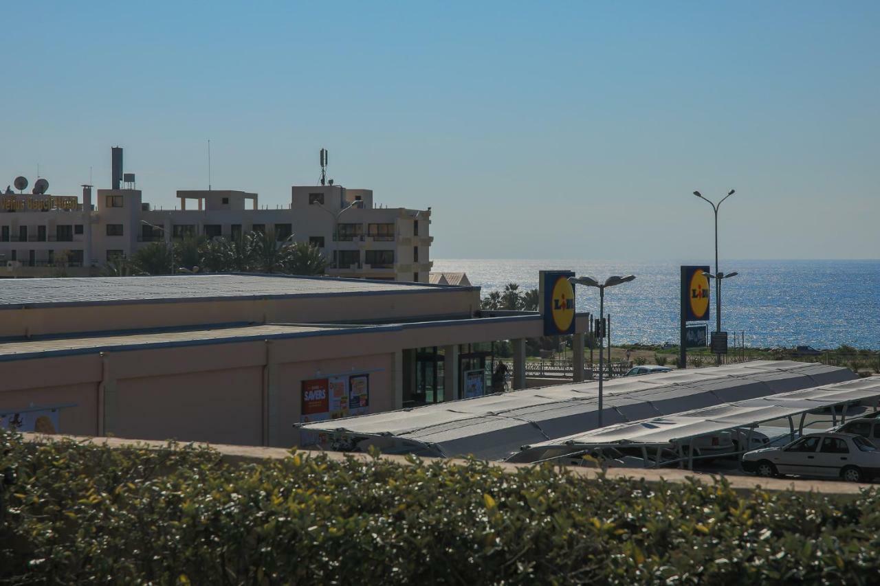 105 Kings Palace - Fabulous 2 Bed, 2 Bath, Large Patio With Garden - Sea Views Pafos Exterior foto