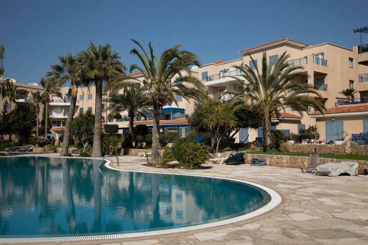 105 Kings Palace - Fabulous 2 Bed, 2 Bath, Large Patio With Garden - Sea Views Pafos Exterior foto