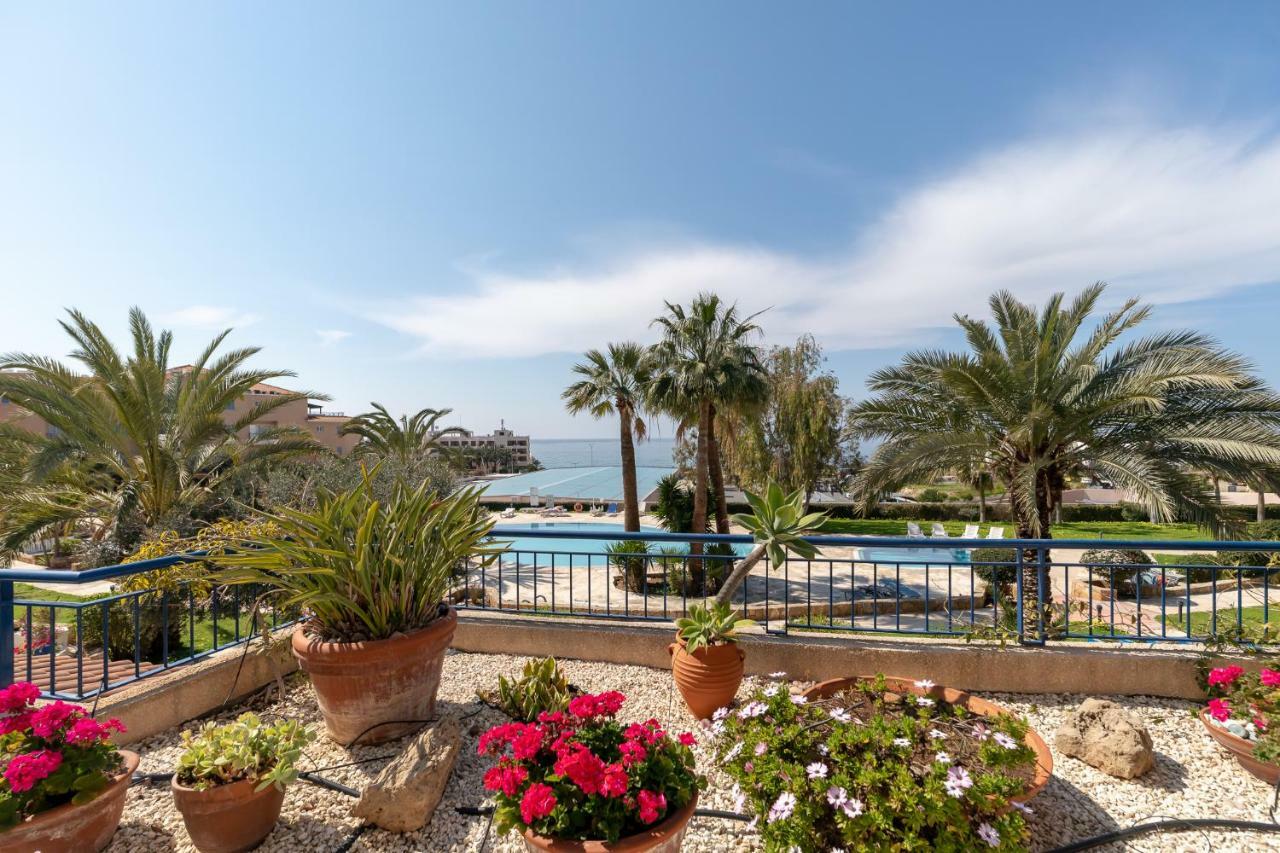 105 Kings Palace - Fabulous 2 Bed, 2 Bath, Large Patio With Garden - Sea Views Pafos Exterior foto