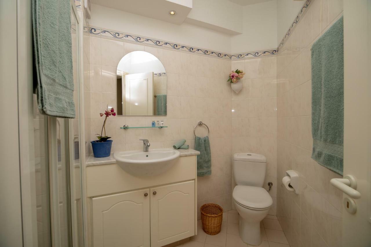 105 Kings Palace - Fabulous 2 Bed, 2 Bath, Large Patio With Garden - Sea Views Pafos Exterior foto