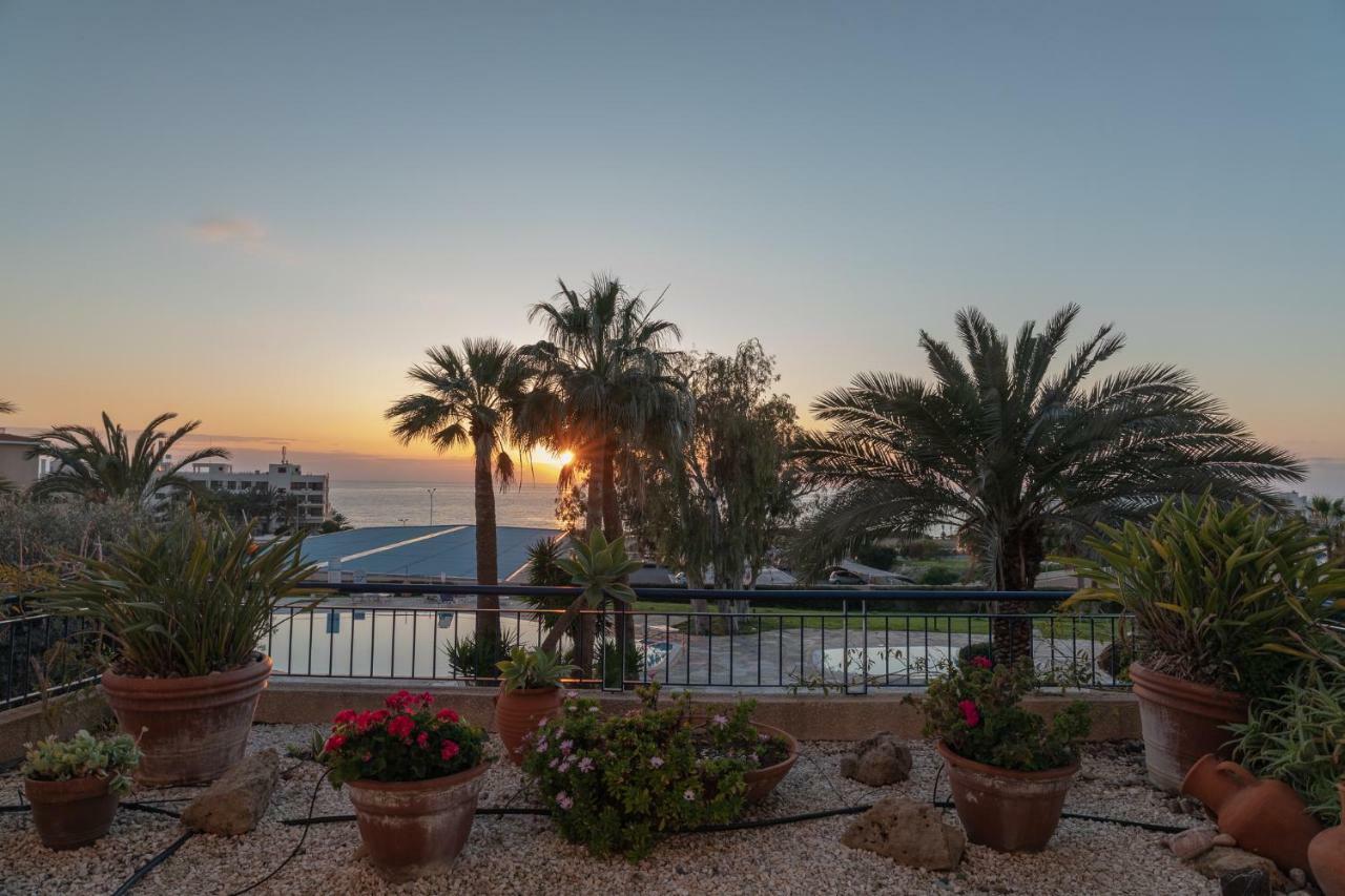 105 Kings Palace - Fabulous 2 Bed, 2 Bath, Large Patio With Garden - Sea Views Pafos Exterior foto